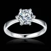 Ny ankomst Silverfärg Klassisk enkel design 6 Prong mousserande Solitaire 1CT Zirconia Forever Wedding Ring 174Z