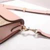 High-End-Damen-Licht-Unterarm-Quadrat 2024 neuer Sommer exquisite kleine Handtasche-Verkauf 60 % Rabatt im Online-Shop