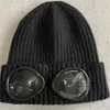 CP Två linsglasögonglasögon Beanies Män stickade hattar Skull Caps Outdoor Women Uniesex Winter Beanie Black Grey Bonnet Gorros697983236P