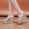 Slippare Bling Golden Women Slippers Summer Shoes Platform4cm utanför monteringsrum 11 cm höga klackar Kilar Solid Mesh Kvinnliga bilder 230915