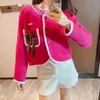 Autumn New Luxury Fashion Double C Liten doft av avancerad stickad färgbåge Single Breasted Long Sleeve Cardigan Blus Trend