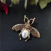 Broschen Trsince Insekt Serie Mode Elegante Vintage Bee Pins Herren Anzug Revers Antiken Schmuck Für Frauen