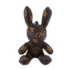 Nyckelringar Bunny Rabbit Bag Keychains Keys Holder Pu Leather Animal Key Chains Rings Brown Flower Pendant Lanyard Keyrings Charm Cartoon Design Fashion Accessories