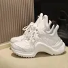 Designer Freizeitschuhe Archlight Sneakers Bogensohle Luxus Mode Mann Frauen Sneaker Schnürtrainer Dicke Unterseite Höhe zunehmend