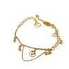 Designer Gold Bracelets Luxurys Designers Love Bangle Femmes Lettres Fleur Charm Hoop Bracelet Bijoux De Mode2408