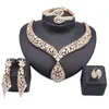 Luxe Dubai Gouden Kleur Sieraden Set Italië Elegante Vrouwen Kristallen Ketting Oorbellen Ring Armband Bruid Bruiloft Accessoires