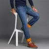 Nyligen män Winter Thermal Jeans Fleeced fodrade denim Long Pants Casual Warm Trousers for Office Travel DO99 201111322n