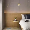 Lâmpadas de assoalho modernas galvanoplastia ajustável quarto nórdico noite ouro alto sala de estar lampe de chevet decorações de casa