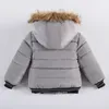 Kurtki 2 6 lat jesień zimowa kurtka ciepła futrzana kołnierz moda dziewczynki płaszcz z kapturem zamek błyskawiczny Zwiedź Zwiedź Urodziny Ubrania dla dzieci 230918