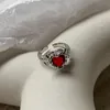 Anello solitario Kpop Moda Punk Cuore di cristallo rosso Irregolare Aperto Anelli in metallo Donna Vintage Grunge Estetico EMO Y2K Accessori per gioielli 230918