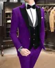 Ternos masculinos de veludo preto, colete de casamento, noivo 2023, blazer vermelho, 3 peças, jantar formal, festa de baile, elegante, feito sob encomenda