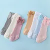 3 paires de chaussettes pour enfants Lawadka 0-24 mois été bébé fille chaussettes gros arcs doux coton élastique solide maille nouveau-né chaussettes genou haute longue enfant en bas âge fille chaussette 230918