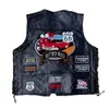 Coletes masculinos 2023 novos coletes de couro de motocicleta curto único breasted 42 patches moda bordado sem mangas jaqueta punk colete para homens j230918