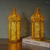 Ljushållare Iron Art Gold Lantern Hollow Marockan Geometric Elegant Candelabros Para Velas Home Decor