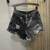 Pantaloncini da donna Estate Paillettes Denim Vita alta Pantaloni a trapezio da strada per ragazze con foro di grandi dimensioni