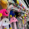 Moda led şapkalar kawaii karikatür erkek kız peluş aydınlatma şapka şapkası ile stereo kulak kış çocuk aksesuarları cosplay şapkaları