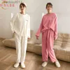 Vêtements de nuit pour femmes Stock femmes garder au chaud pyjamas ensemble flanelle grande taille plaine hiver vêtements de nuit à manches longues pantalon long correspondant