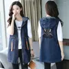 Damesvesten 2023 Borduren Denim Vest Vrouwen Lente Herfst Kleding Losse Lange Jeans Paard Clips Mode Capuchon