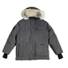 Parka da uomo di design Cappotto Cappotto invernale dal Canada piumino sportivo da esterno giacca a vento in oca Parka cappello a collo lungo vero bomber in pelle di lupo