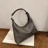 Borse da sera Borsa a tracolla sotto le ascelle da donna Borsa casual alla moda Borsa a mano di grande capacità Secchio coreano semplice Lady Shopper Pendolarismo