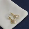 2024 Diamond Flower Earring Designer Earring V Gioielli Orecchini per crolloni di lusso Braccialetti Diamante Braccialetti Pendanti Collane a ciondoli da sposa Regalo per matrimoni