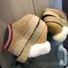 مصمم أحذية للنساء Uggslie Boots Luxury Women Fashion Ultra Mini Platform Booties Winter Suede Wool Ugglie Ladies Warm Fur Fur Boote.