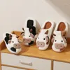 Pantoufles Animal mignon pour femmes et hommes, pantoufles d'intérieur chaudes et pelucheuses, Kawaii, pour Couples, dessin animé, vache à lait, chaussures de maison