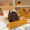 Modischer Mini-Rucksack mit glattem Reißverschluss, echtes Leder, Kinderrucksack für Damen, brauner Druckrucksack, 199 g