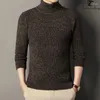 Maglioni da uomo Maglione dolcevita autunno e inverno Maglione pullover lavorato a maglia tinta unita slim fit maschile Casual caldo