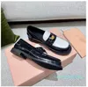 Fashion Casual Shoes Women's Dress Shoes Designer Classic Wedding äkta läder Flat Heel Business Social Black White Brown