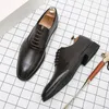 Business Men Ubieraj buty plus size 38-48 Eleganckie rozłam skórzane buty dla mężczyzn Formalne buty społeczne Oxfords dla chłopców na imprezie buty