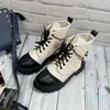 Bottines de créateurs de luxe pour femmes, demi-bottes en perles, chaussures plates à lacets en cuir de veau noir