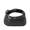 Woven Jodie Handbag Bottegass Leather Zipper Croissant Soft Leather Dinner Fashion Trend Held Cloud Bag Simple Bags Venetass