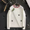 2023年春と秋の新製品ヨーロッパとアメリカのファッションブランドホローレターラウンドネックファッションプルオーバー男性用の男性と女性のためのセーター
