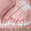 Grön 100%bomullsbäddsuppsättning koreansk stil dubbel lager ruffle fast färg prinsessan täcke/täcke täcke säng kjol kuddfästen vinter tjockare sammet täcke täcke