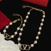 Stylish Pearl Alphabet Necklace Gold Luxury Designer Armband Women's Jewelry Set Birthday Party Presents