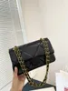 Designer Crossbody Chain Shoulder Bag Clutch Flap Totes påsar Plånbok Velor Purse Double Letters Hasp midja Square Stripes Women Luxury Handväska