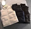 Gilets pour hommes Gilet de créateur Gilet en coton pour hommes Gilet d'hiver pour femmes Gilet chaud léger pour hommes Veste décontractée à capuche Veste assortie 5XLvests HKD230918