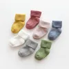 3pairs barnstrumpor Nyfödda babystrumpor Terry Anti Slip Socks For Baby Winter Warm Thick Baby Girls Socks Solid Spädbarnskläder Tillbehör 230918