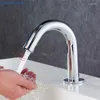 Rubinetti per lavandino del bagno Rubinetto per sensore di movimento a infrarossi per lavabo Rubinetto touchless montato su piano Lavabo intelligente automatico di lusso moderno Torneira