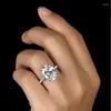 Pierścienie klastrowe Choucong Przyjazd błyszcząca luksusowa biżuteria 925 srebrna srebrna duże owalne cięcie duży biały topaz cZ diamentowy obrączka