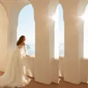 Illusion Bordy Creest Suknia ślubna z odłączanym rękawem Seksowna podzielona suknia ślubna dla panny młodej Sweertheart ślubna suknia ślubna