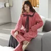 Dames Nachtkleding 2 Stuks Verdikte Pyjama Pluche Koraal Fluwelen Warme V-hals Top Losse Broek Mooie Flanel Loungewear Set Voor Vrouwen
