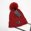 Designer Donna Inverno Lavorato a maglia Beanie Cappello di lana Donna Grosso lavorato a maglia Spessore caldo pelliccia sintetica pom Berretti Cappelli Donna Bonnet Beanie Skull Caps 10 colori