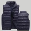 Kamizelki męskie kamizelki kamizelki zimowe ciepłe płaszcze dla mężczyzn zagęszczony stojak na obrożę Down Kurtki podmuchowe wyściełane 230919