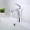 Rubinetti per lavandino del bagno Rubinetto per lavabo in stile nordico Tutto in rame e miscelatore freddo Rubinetto per acqua WC oro spazzolato / nero / cromato