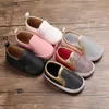 Primeiros caminhantes sapatos de bebê nascidos meninos meninas crianças crianças lace up couro pu solas macias tênis 0-18 meses