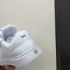 Scarpe bianche pure per ragazze dei ragazzi Sneakers stringate per bambini di alta qualità Taglia 26-35 scarpe casual per bambini Inclusa scatola Sep15