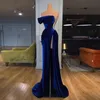 Royal Blue Mermaid Langes Abendkleid Trägerlos Robe De Soiree Samt Dubai Formale Kleider High Side Split Sexy Abendkleider 20212159