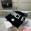 Luxury designer beanie Skull Cap Unisex Kashmir Letter High Stretch Letter Print Casual Outdoor Hooded Knit Cap Warm Multicolor Fashion Beanie Hat nice
